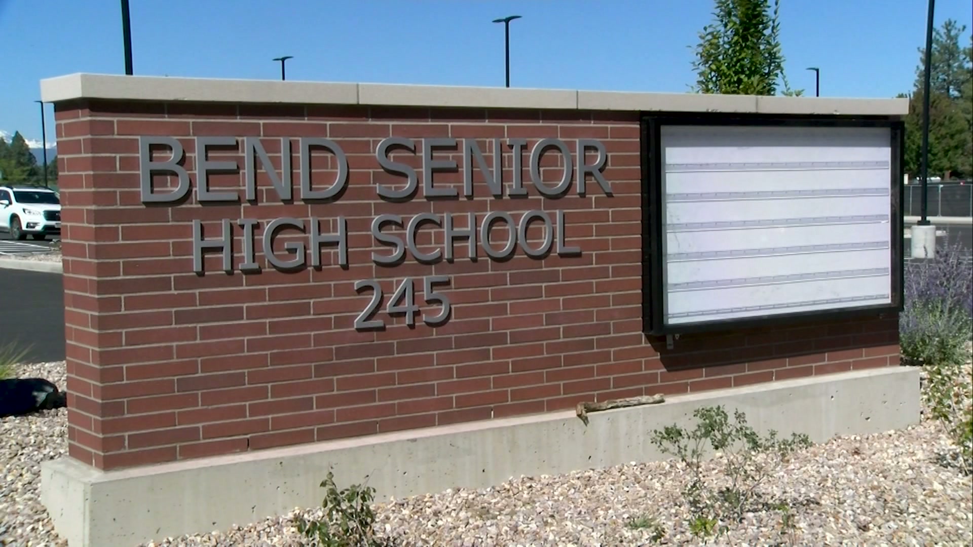 New Bend Senior High entrance brings traffic changes