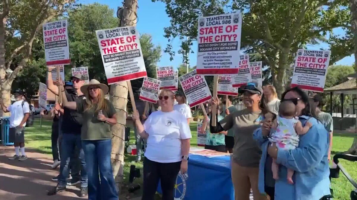 Solvang Workers Strike Days Before Annual Danish Days