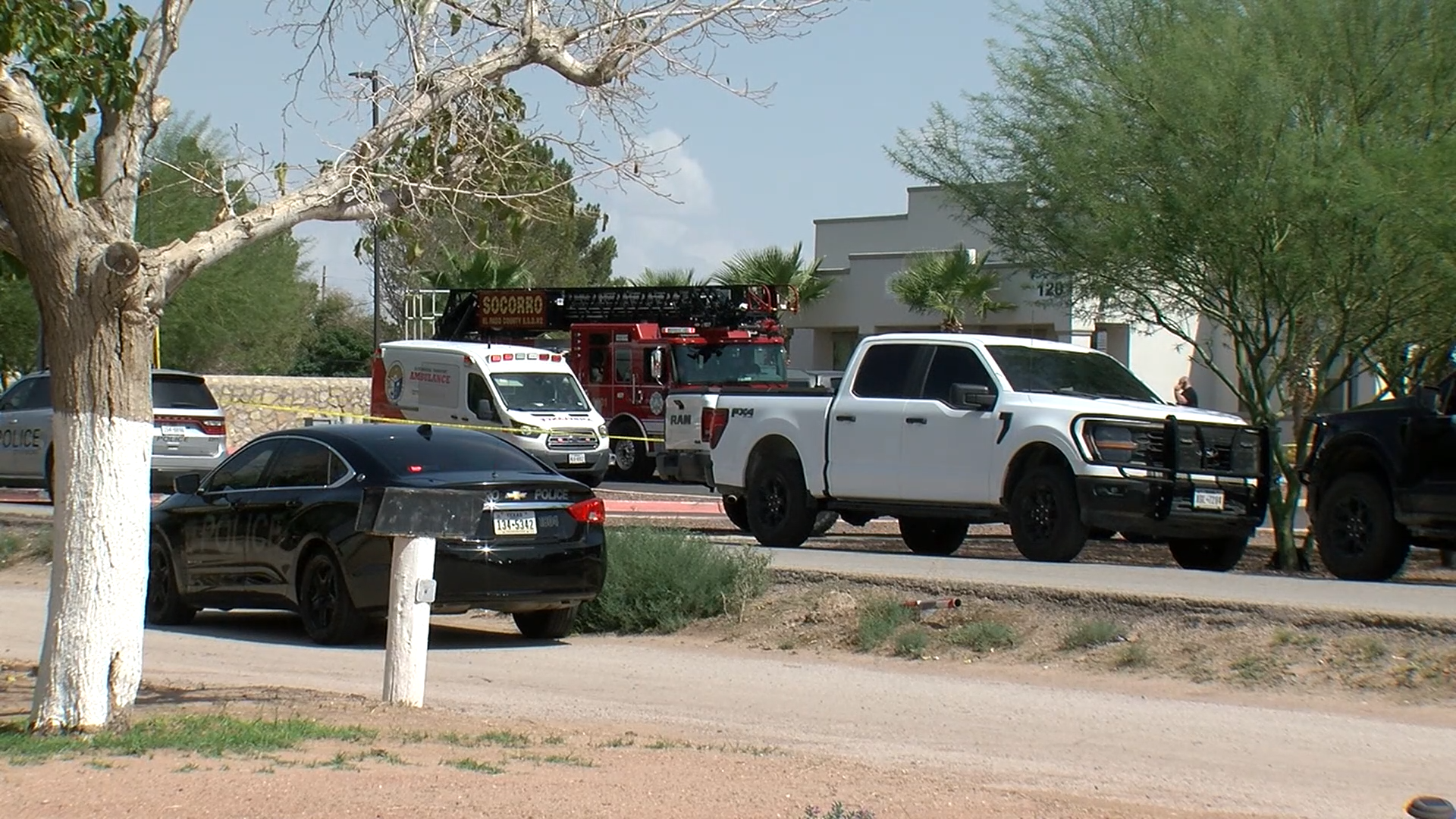 Police respond to barricaded subject in Socorro