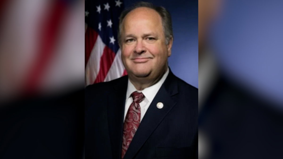 Idaho U.S. Attorney Bart Davis announces retirement