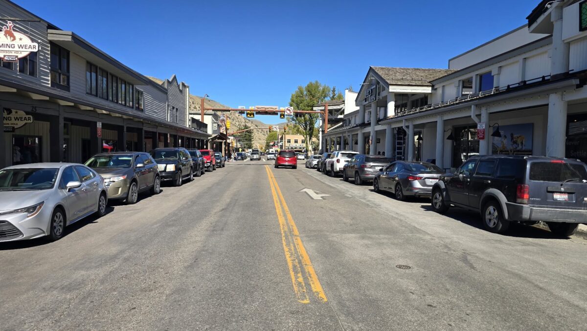 Jackson drivers face temporary road closures for new traffic lights