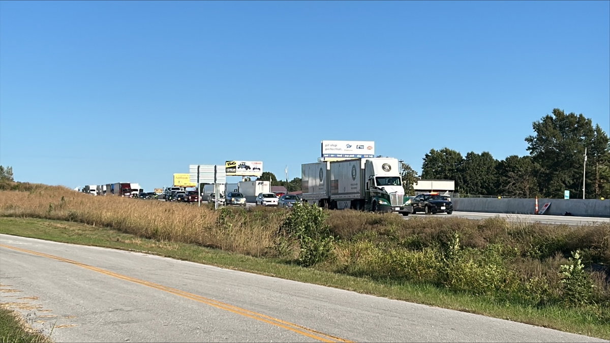 Crash east of Columbia causes traffic back-up on I-70