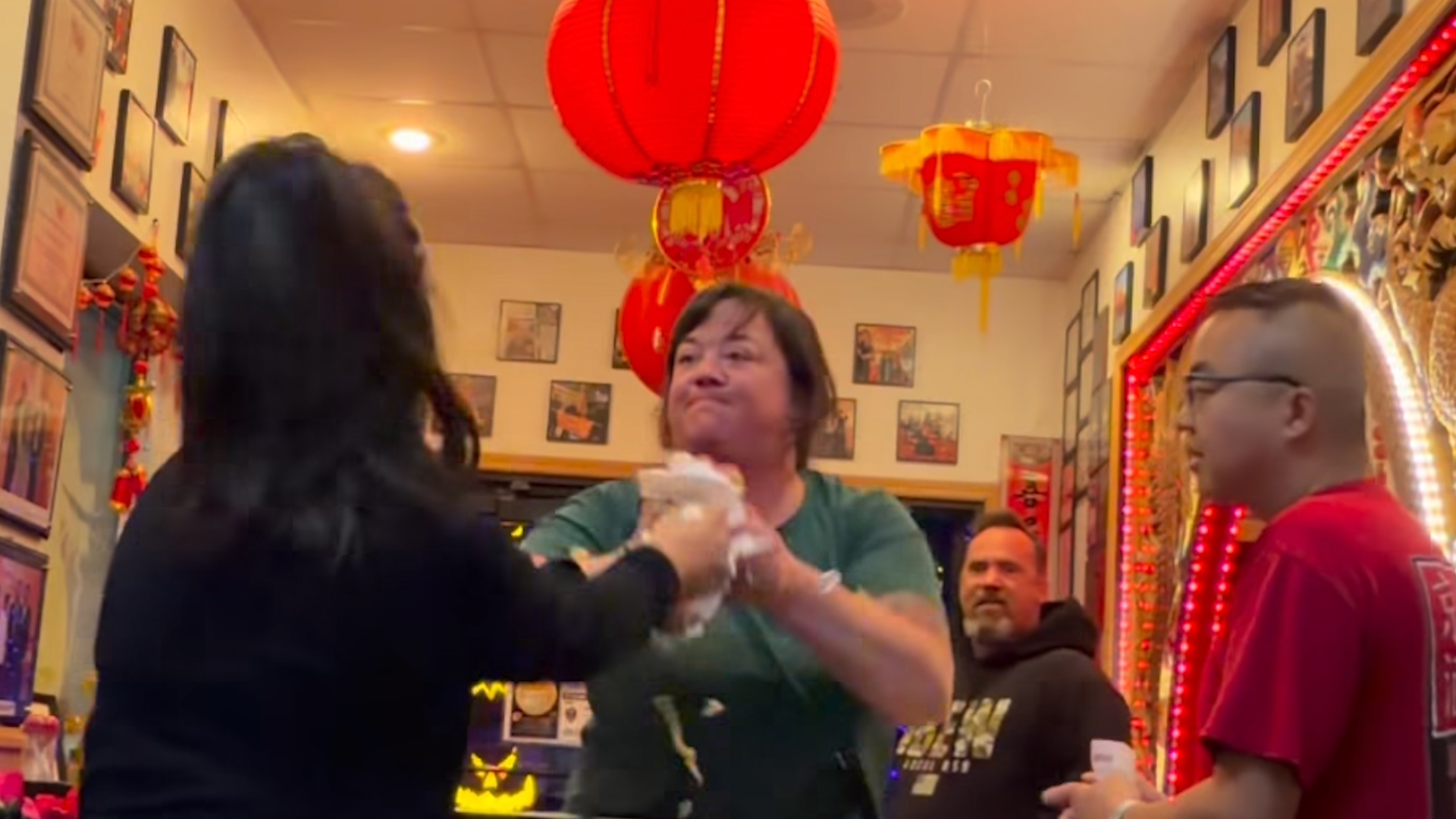 Customer charged with assault after throwing food at Pocatello restaurant staff