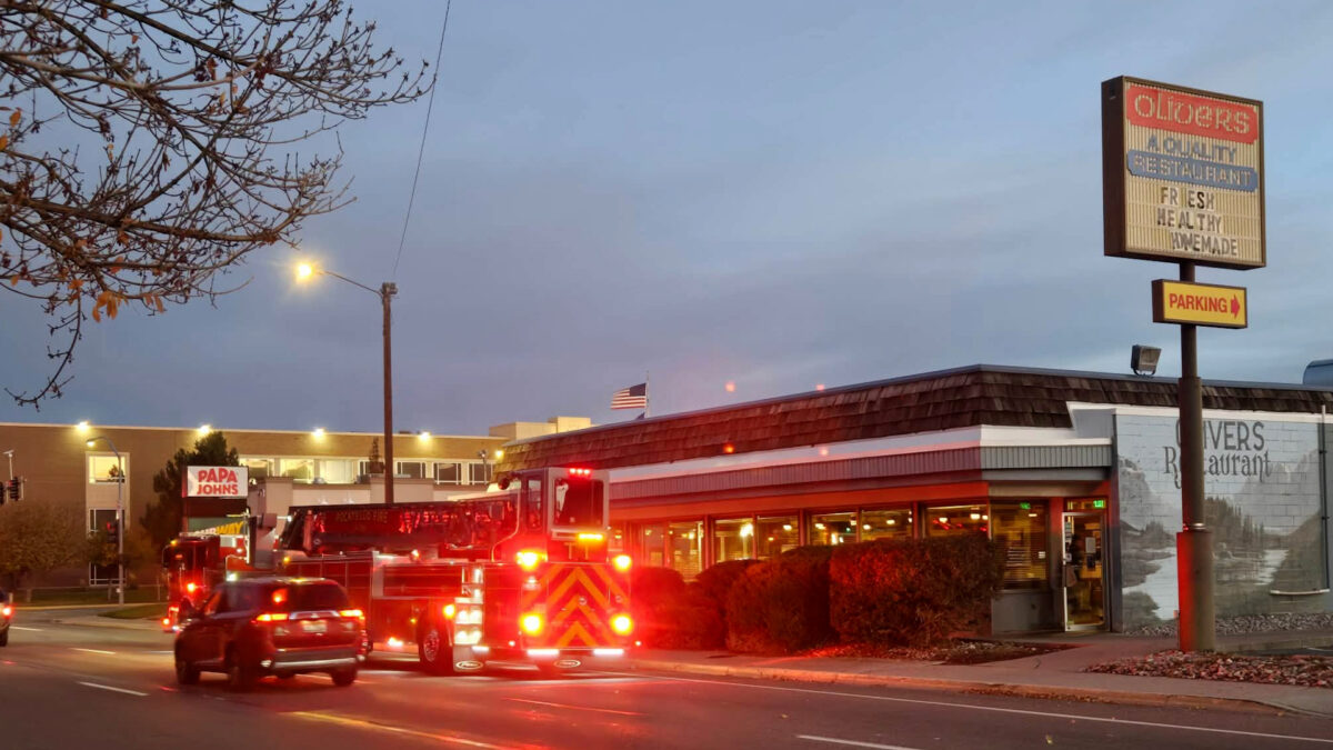 Quick action prevents major damage in Monday morning kitchen fire at Oliver’s Restaurant