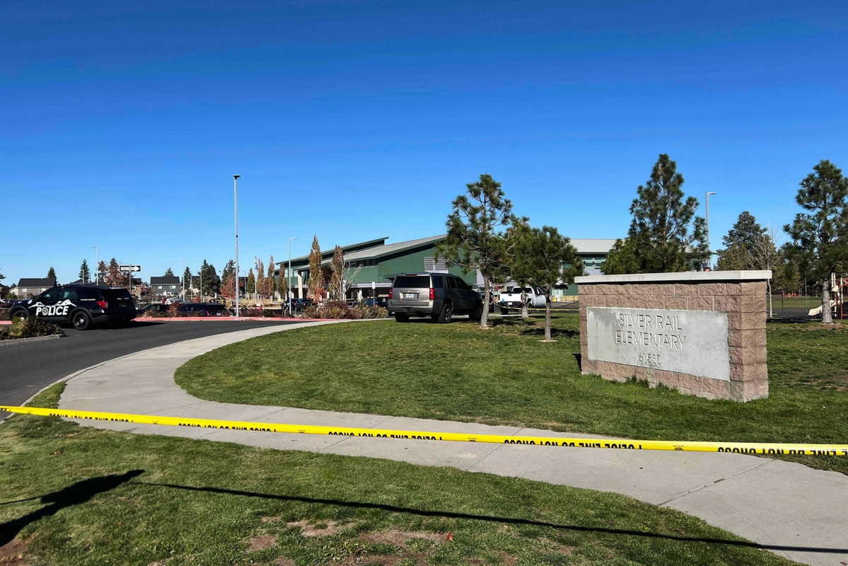 3 children and a teacher were killed in Oregon elementary school shooting