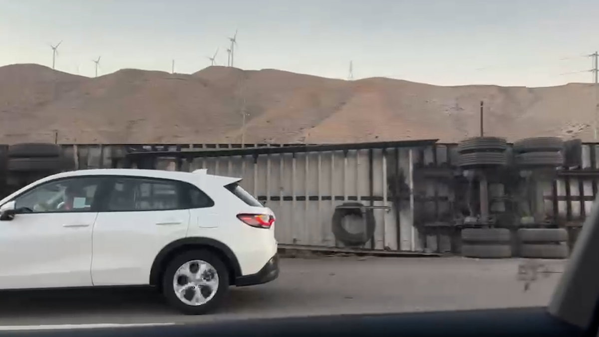SIG Alert issued after semi-truck overturns on WB I-10 near Whitewater rest area