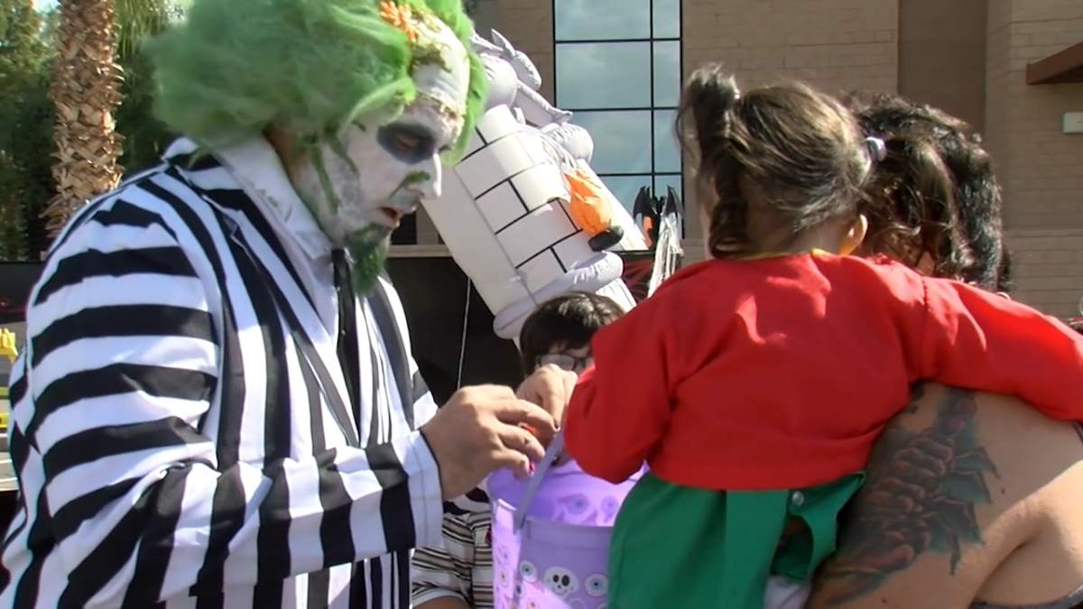 Trunk-or-treat