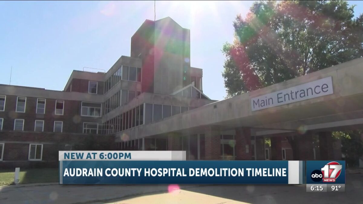 City of Mexico budgets $12.8 million for new city hall as hospital demolition continues