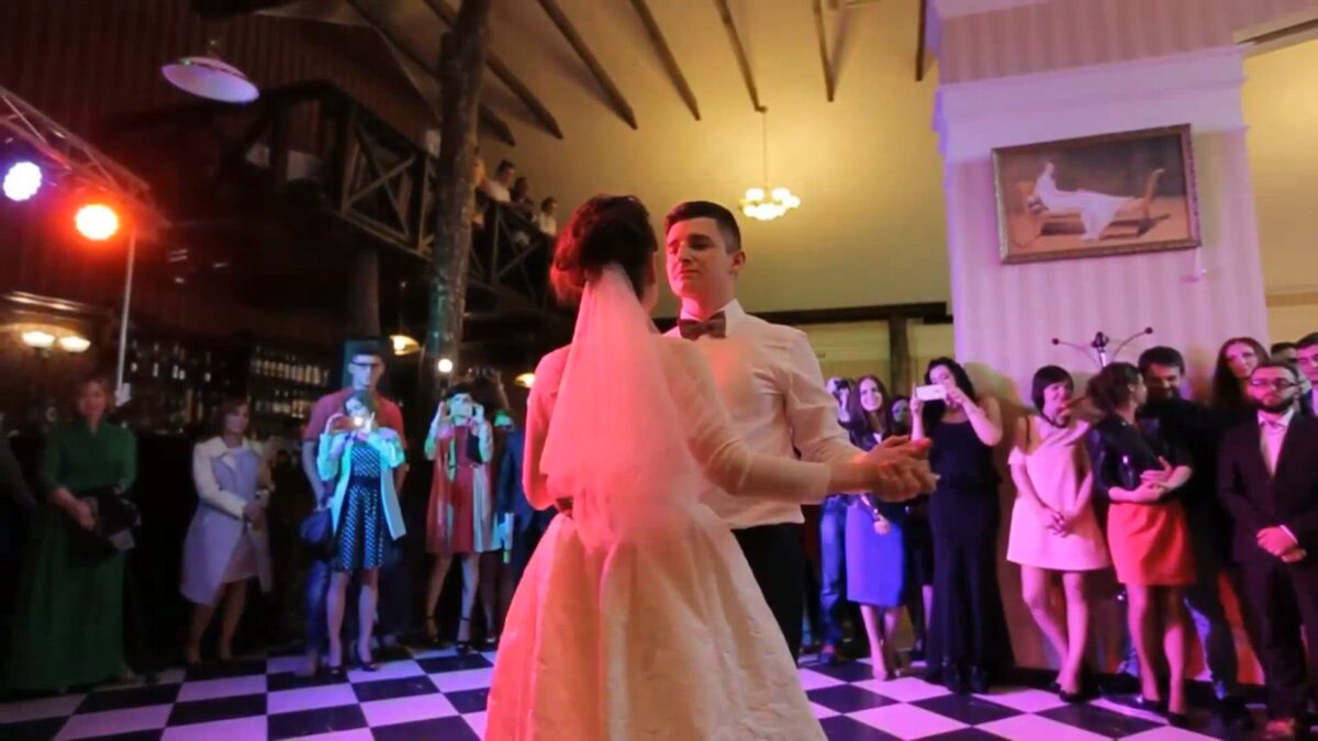 Better Business Bureau: How quick payments are ruining wedding plans