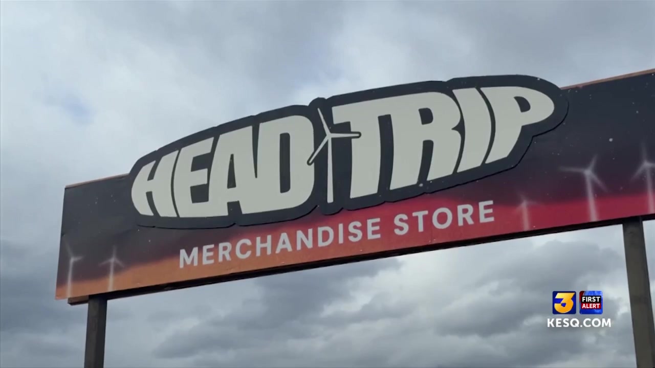 HeadTrip fans prepare for more wind after lightning cuts opening night short