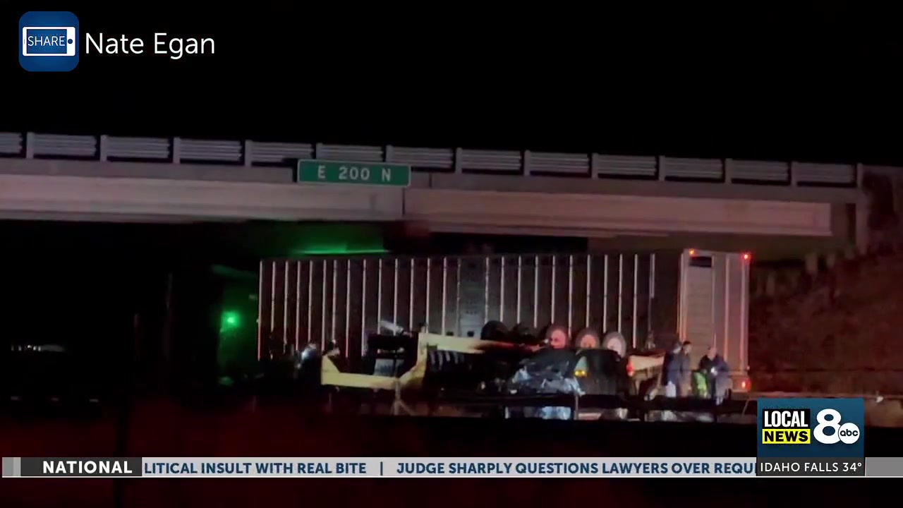 Three-vehicle crash blocked I-15 near Roberts for over four hours