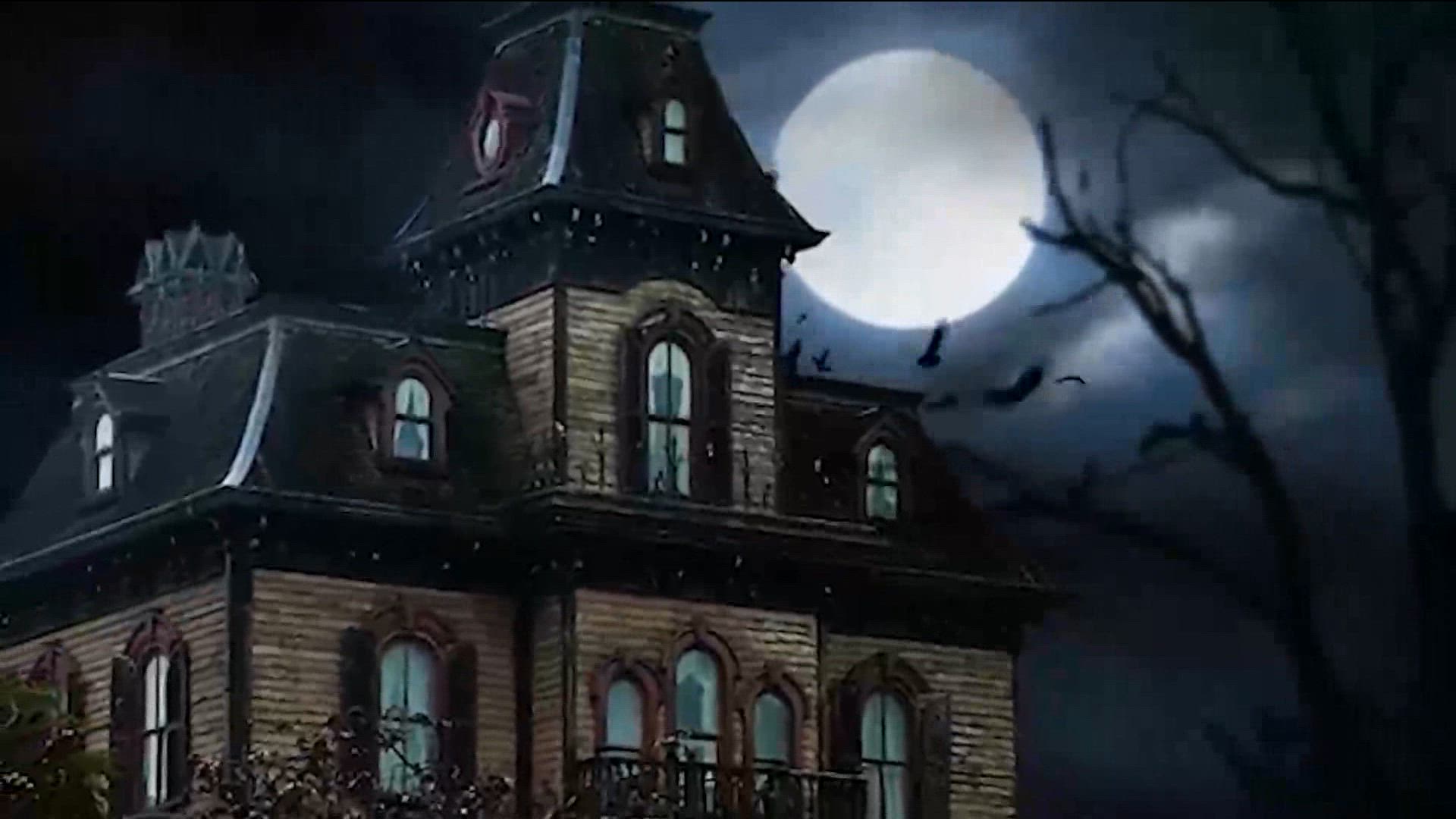 News 11 visits Yuma Nightmares Haunted House