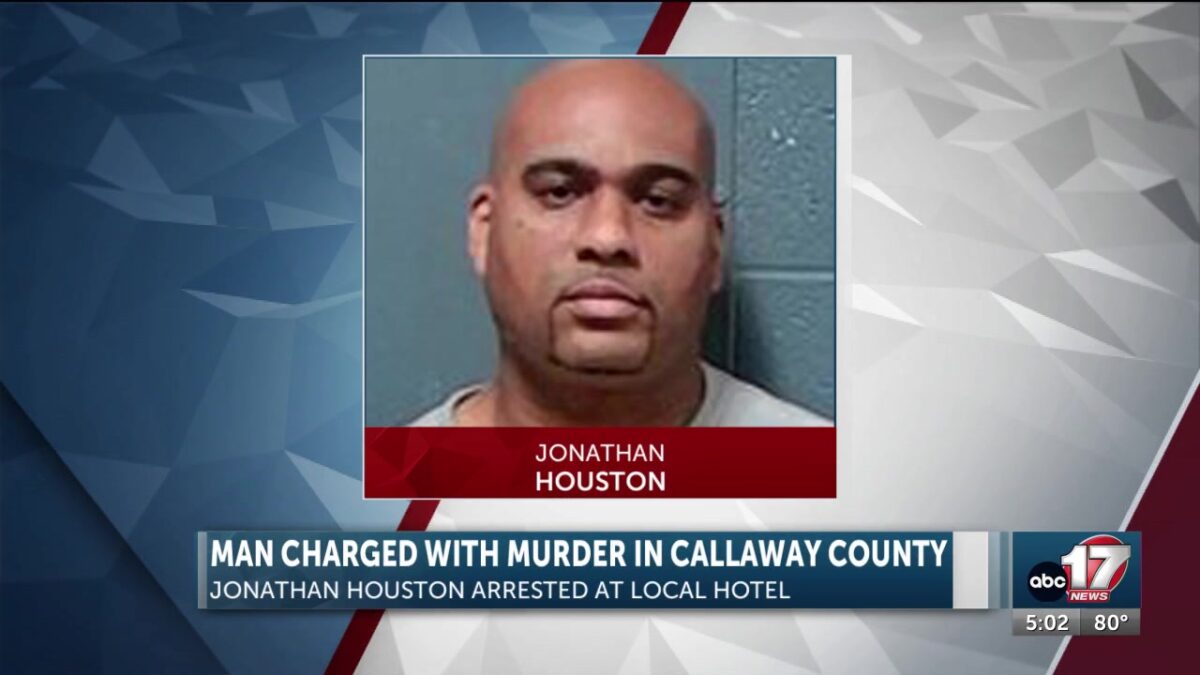 Former probation officer accused of strangling wife applies for public defender