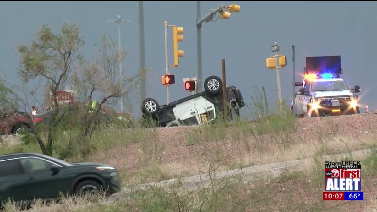 Rollover crash at Desert South at Transmountain injures 3